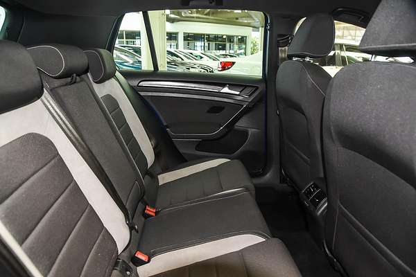 2015 Volkswagen Golf R 7