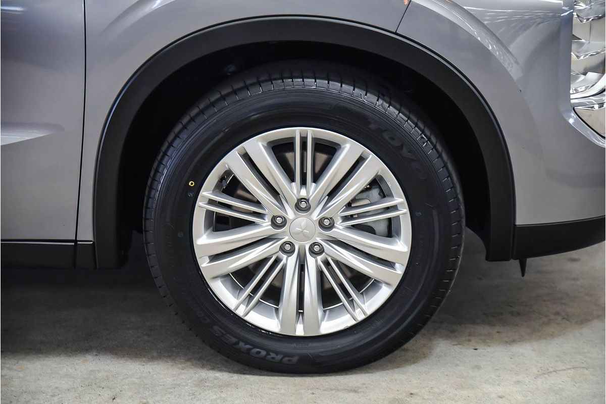 2022 Mitsubishi Outlander ES ZM