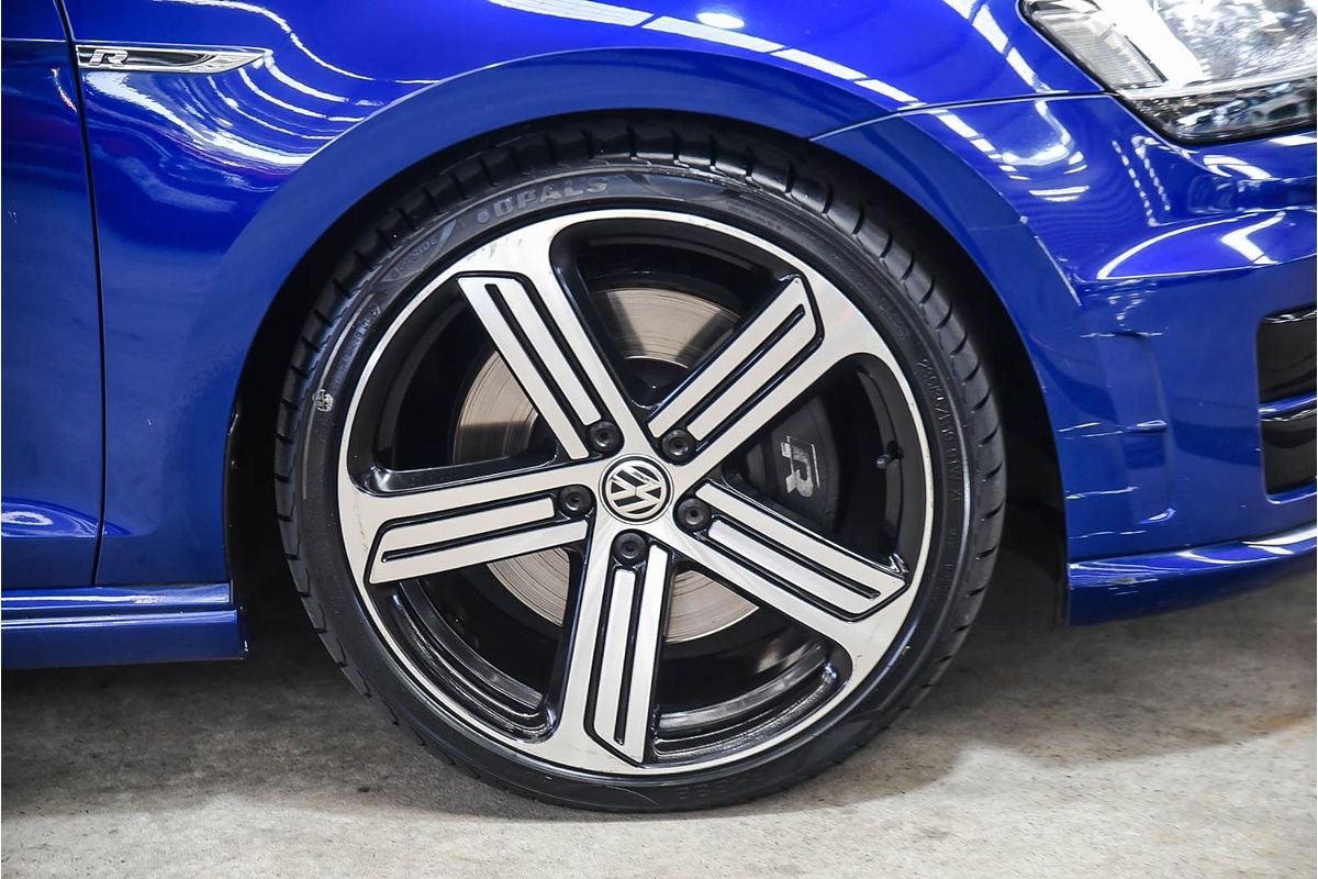 2015 Volkswagen Golf R 7