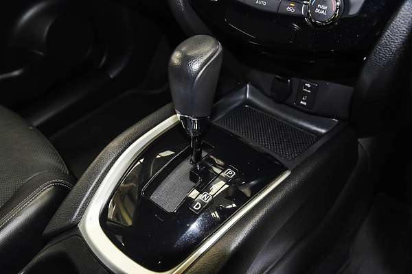 2014 Nissan X-TRAIL ST-L T32
