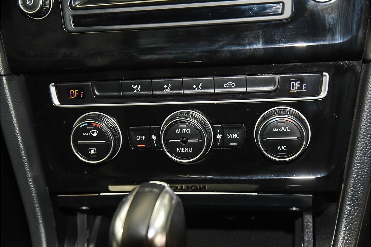 2015 Volkswagen Golf R 7