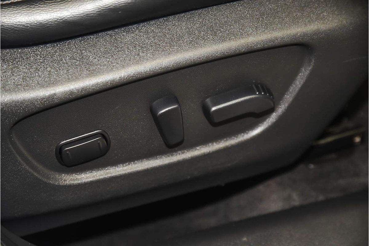 2014 Nissan X-TRAIL ST-L T32