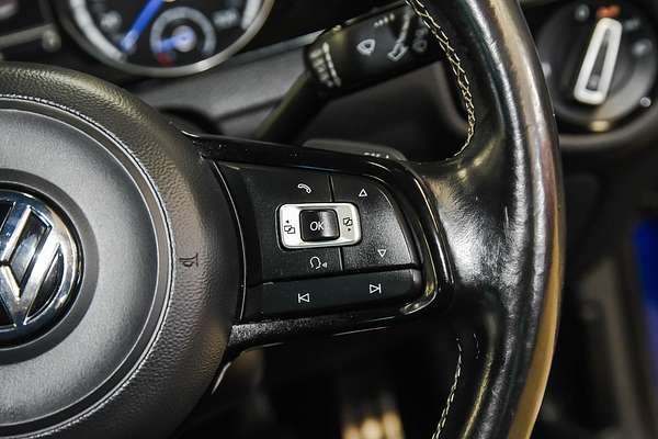 2015 Volkswagen Golf R 7