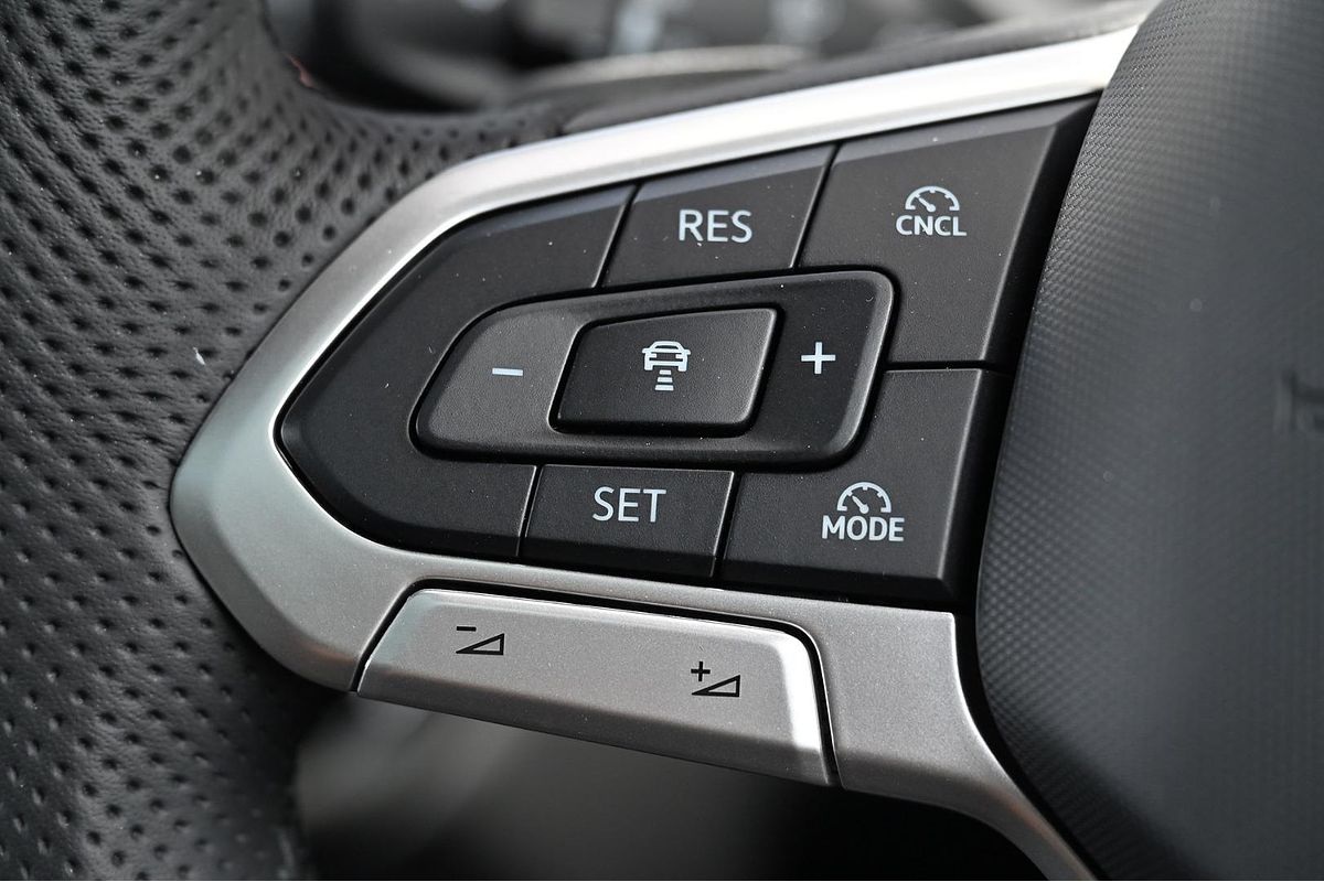 2025 Volkswagen Tayron 195TSI R-Line R4