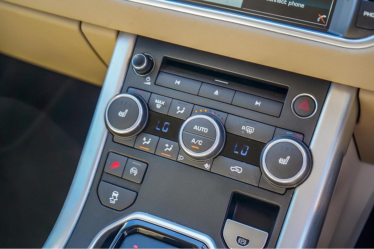 2015 Land Rover Range Rover Evoque SD4 Pure Tech L538