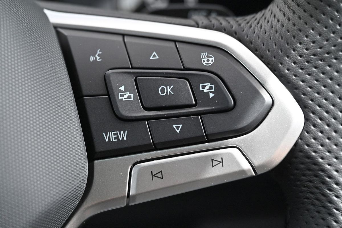 2025 Volkswagen Tayron 195TSI R-Line R4