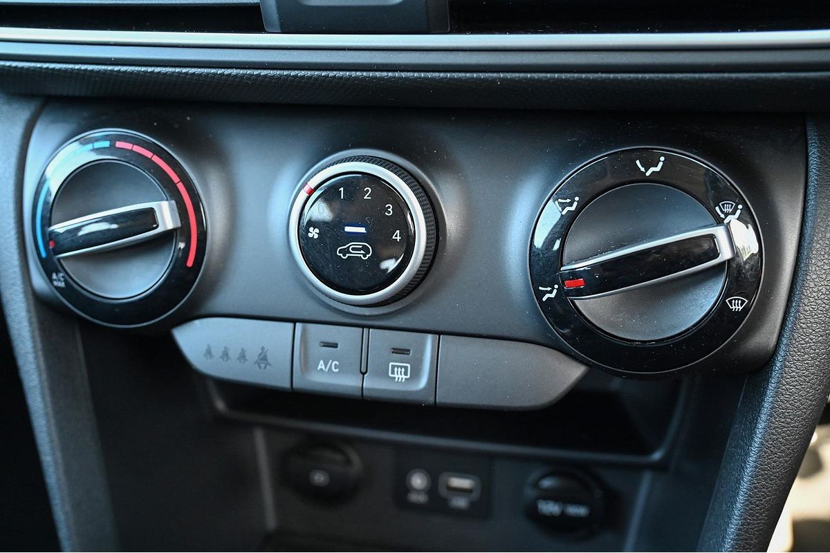 2019 Hyundai Kona Active OS.2