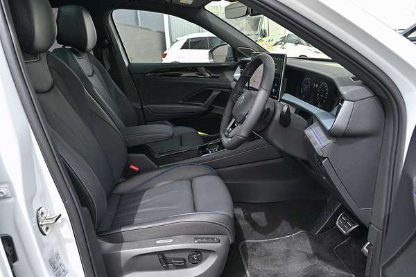2025 Volkswagen Tayron 195TSI R-Line R4
