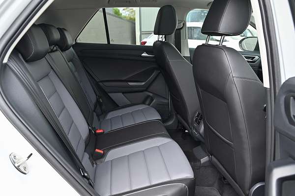 2025 Volkswagen T-Roc 110TSI Style D11