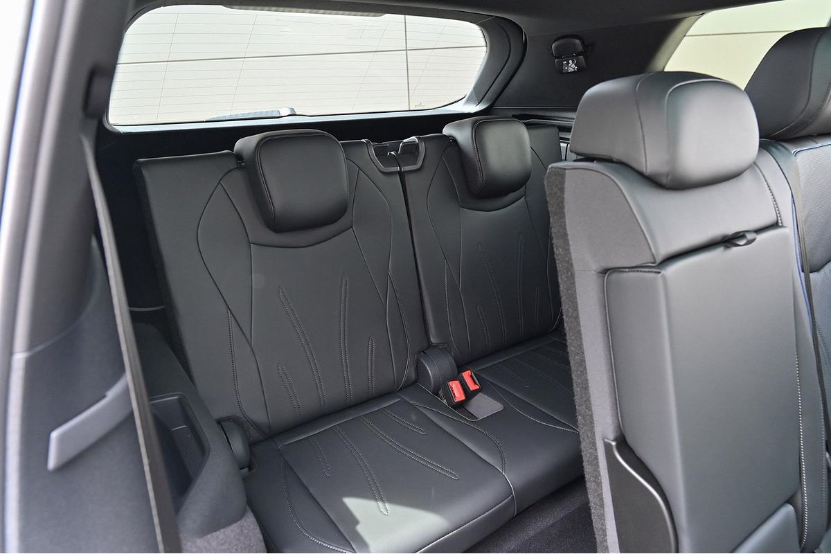 2025 Volkswagen Tayron 195TSI R-Line R4