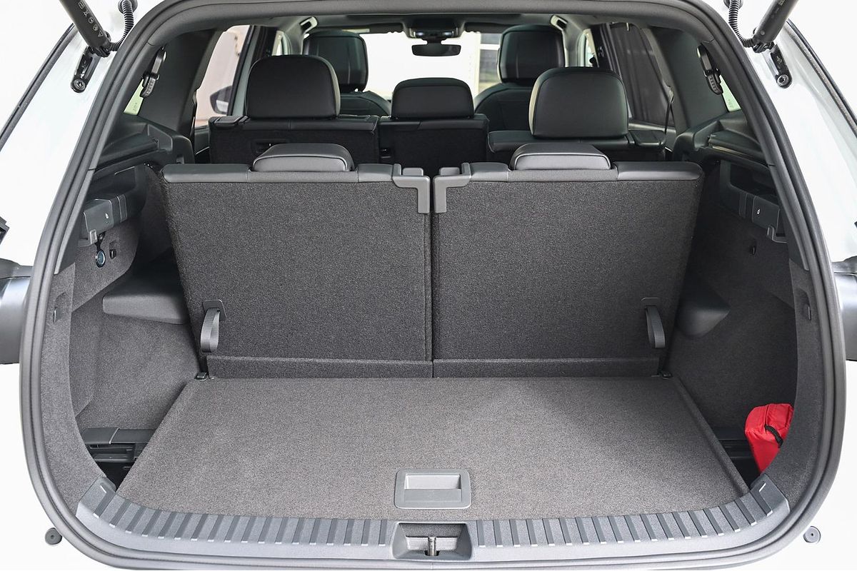 2025 Volkswagen Tayron 195TSI R-Line R4