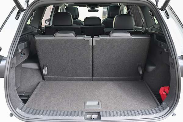 2025 Volkswagen Tayron 195TSI R-Line R4