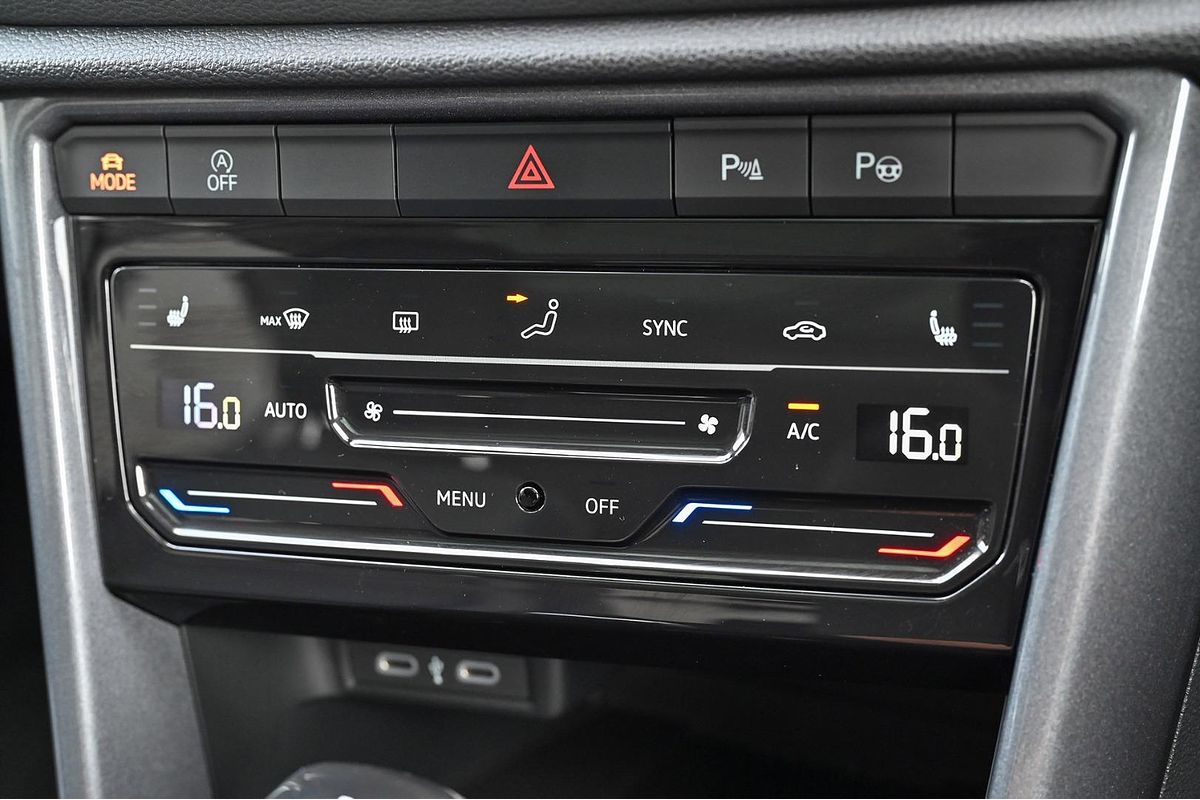 2025 Volkswagen T-Roc 110TSI Style D11