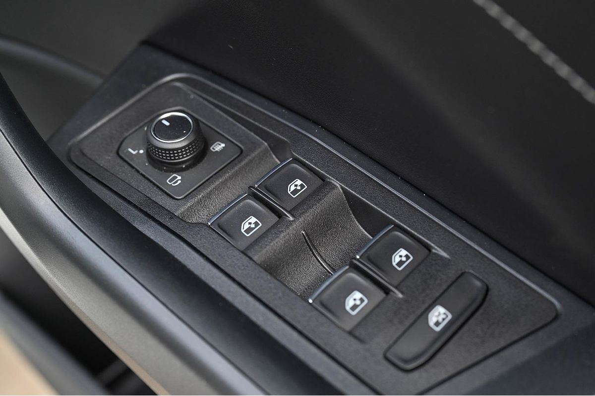 2025 Volkswagen T-Roc 110TSI Style D11