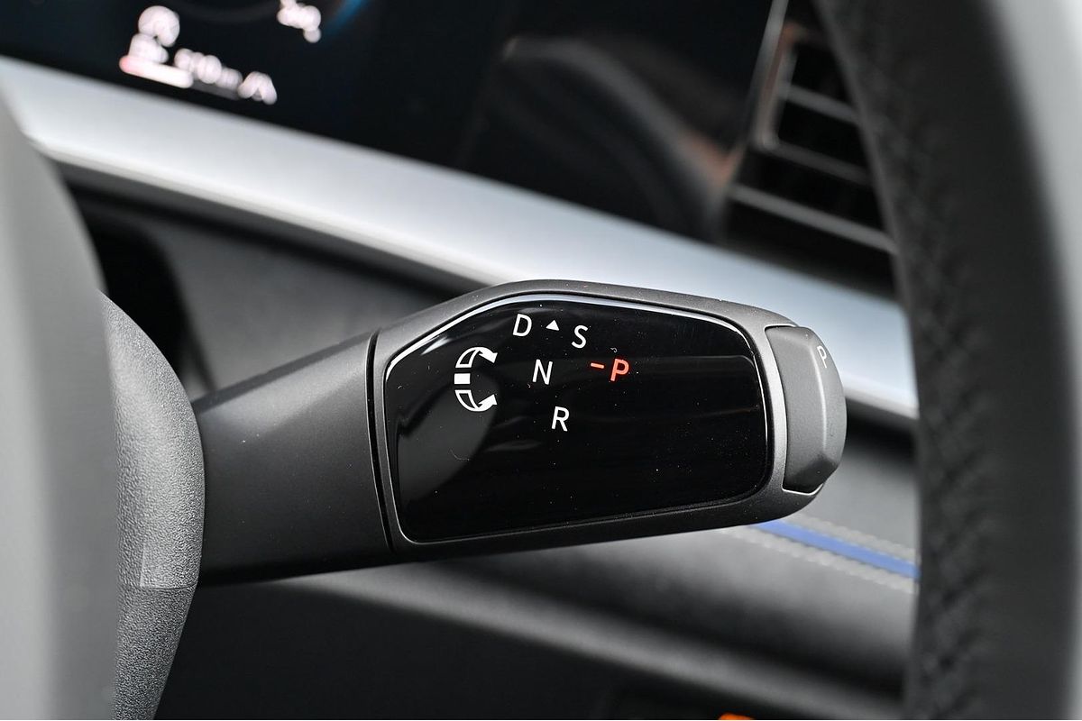 2025 Volkswagen Tayron 195TSI R-Line R4