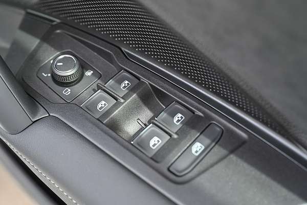 2025 Volkswagen Tayron 195TSI R-Line R4