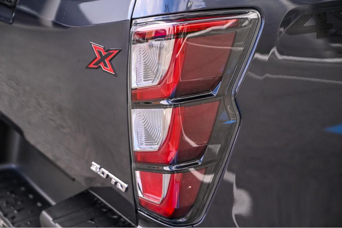 2025 Isuzu D-MAX X-TERRAIN 4X4