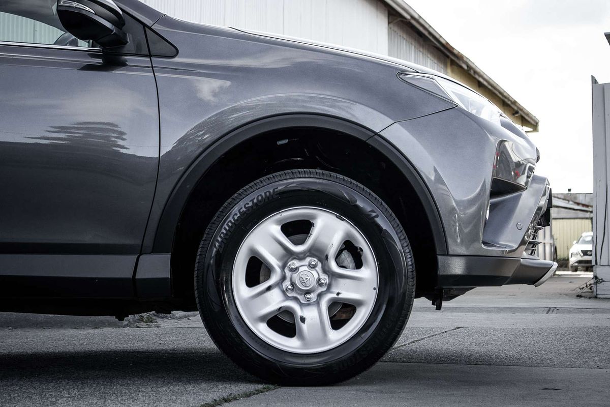 2018 Toyota RAV4 GX ASA44R