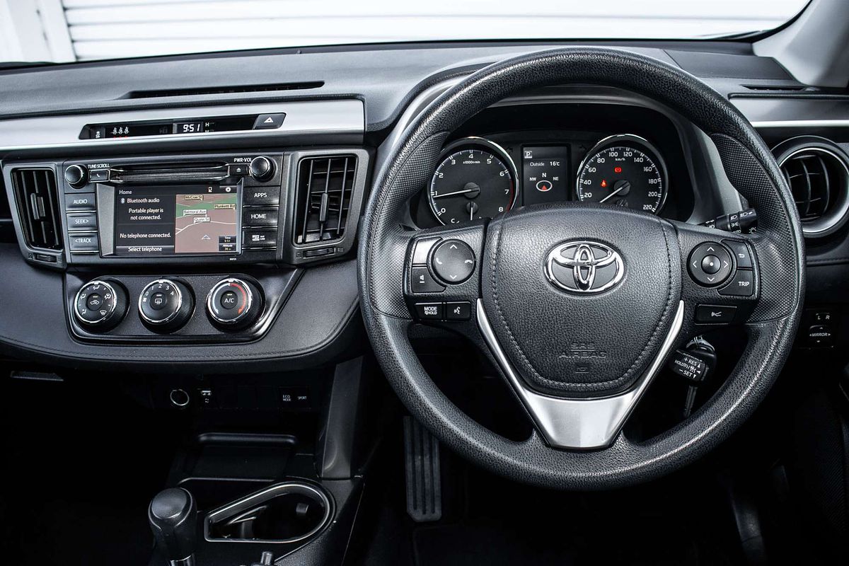 2018 Toyota RAV4 GX ASA44R