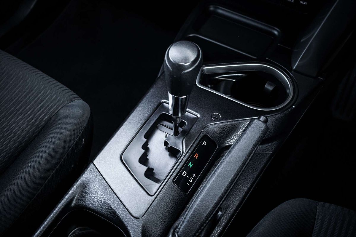 2018 Toyota RAV4 GX ASA44R