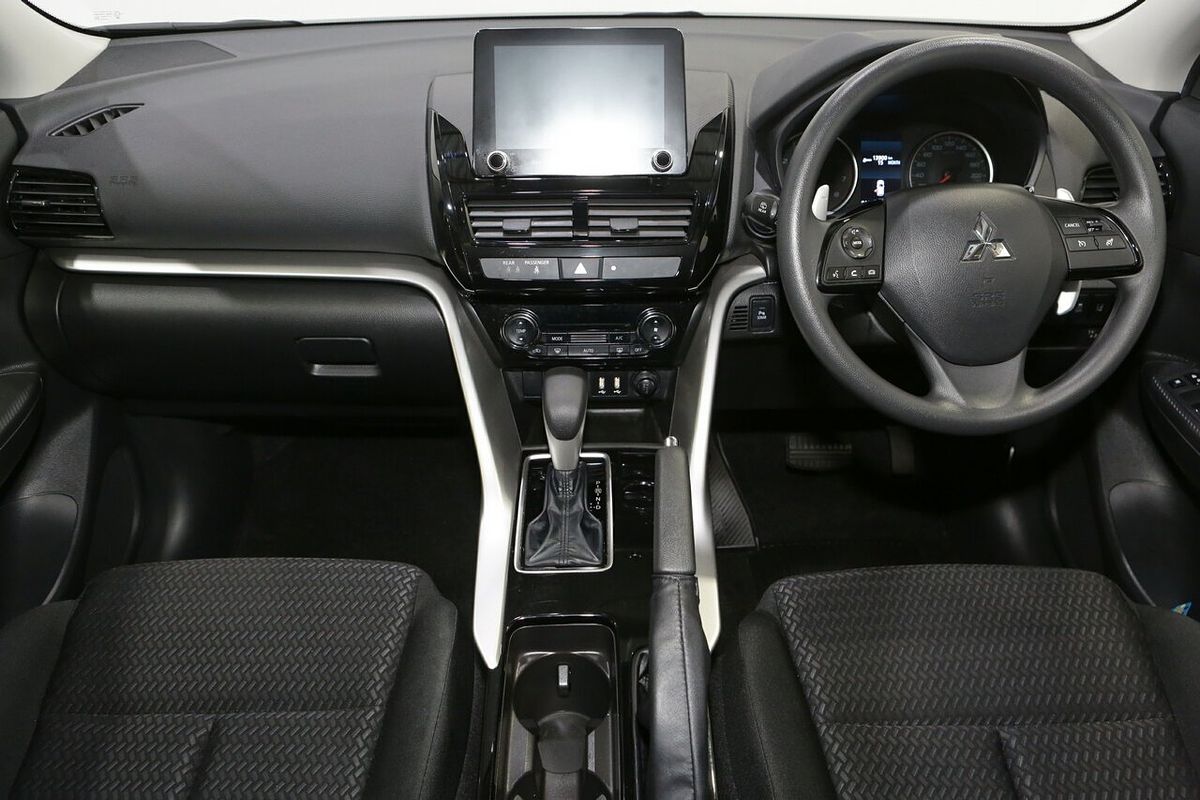 2024 Mitsubishi Eclipse Cross ES YB