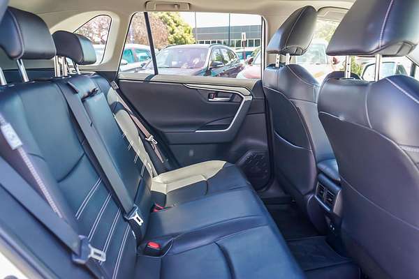 2020 Toyota RAV4 Cruiser AXAH54R