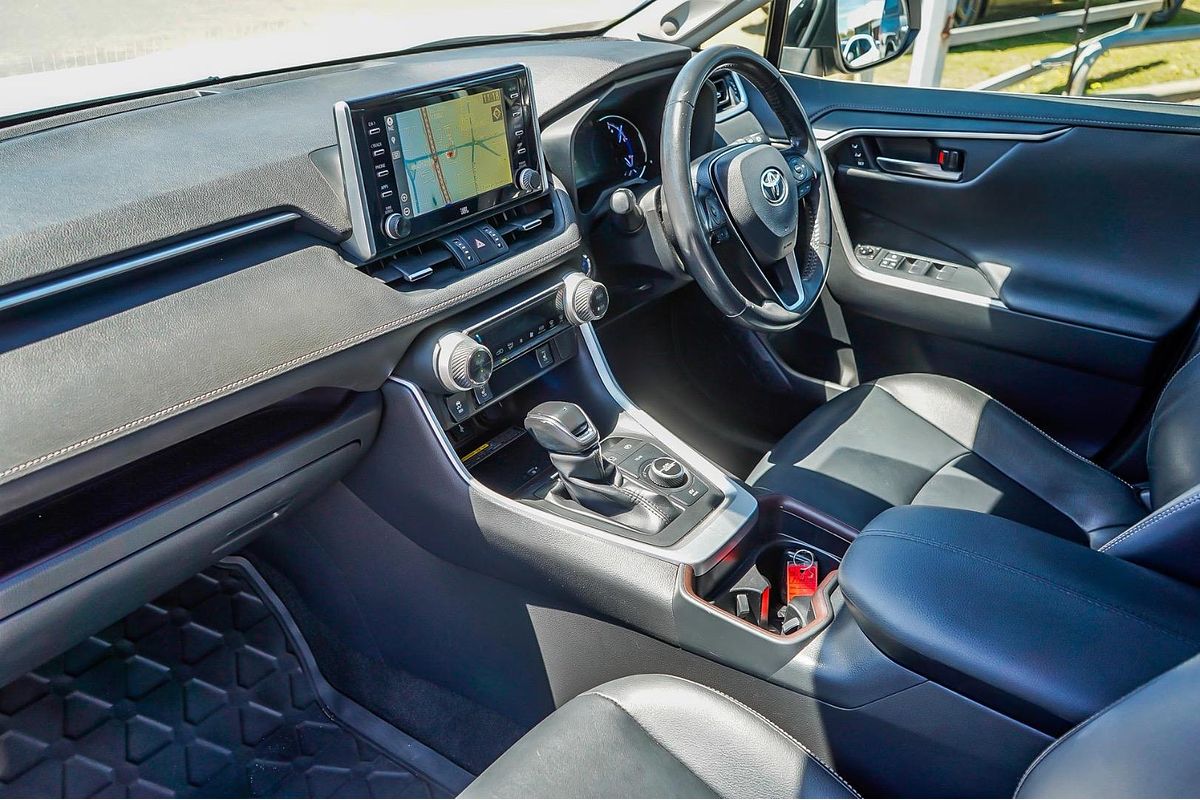 2020 Toyota RAV4 Cruiser AXAH54R