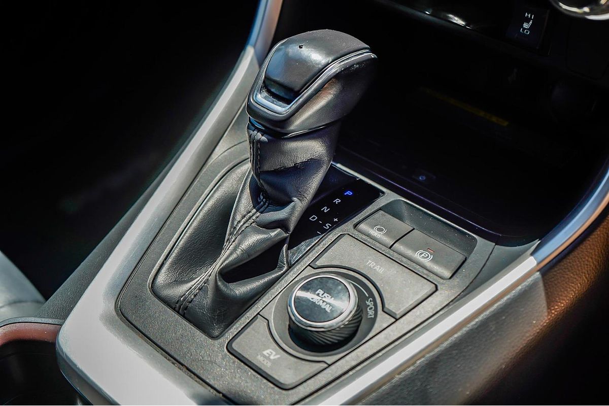 2020 Toyota RAV4 Cruiser AXAH54R