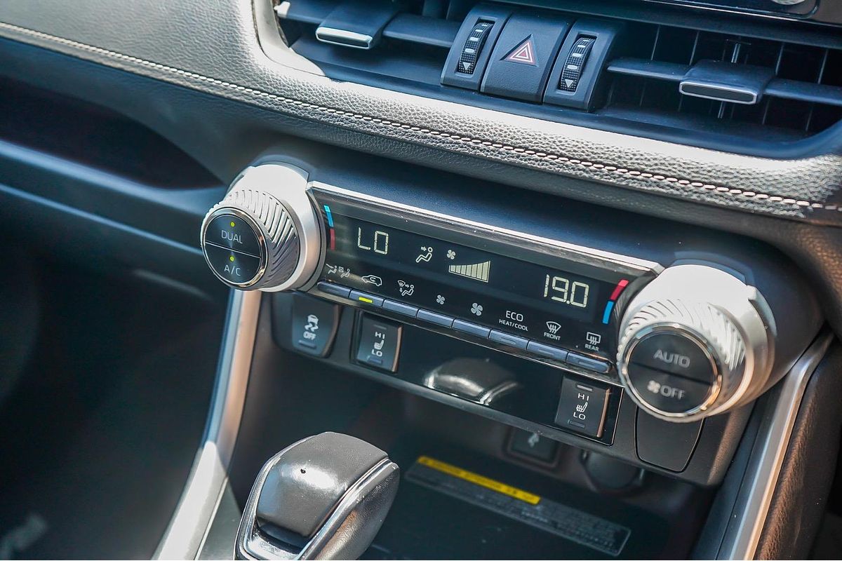 2020 Toyota RAV4 Cruiser AXAH54R
