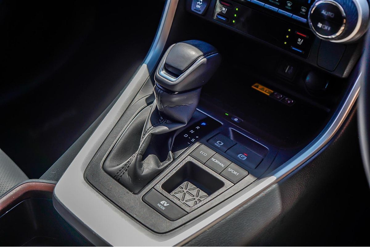 2024 Toyota RAV4 Cruiser AXAH52R