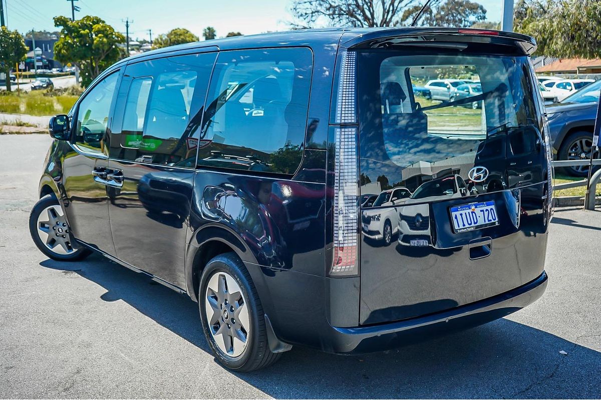 2022 Hyundai STARIA Highlander US4.V1