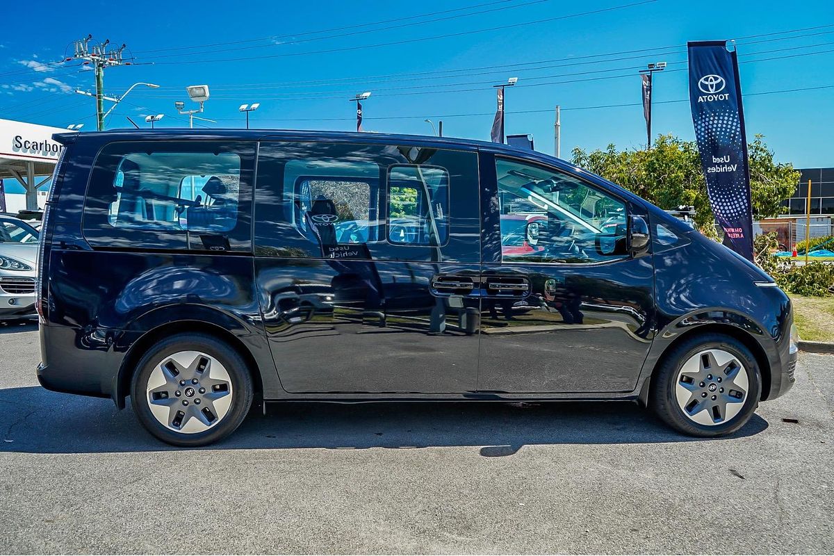 2022 Hyundai STARIA Highlander US4.V1