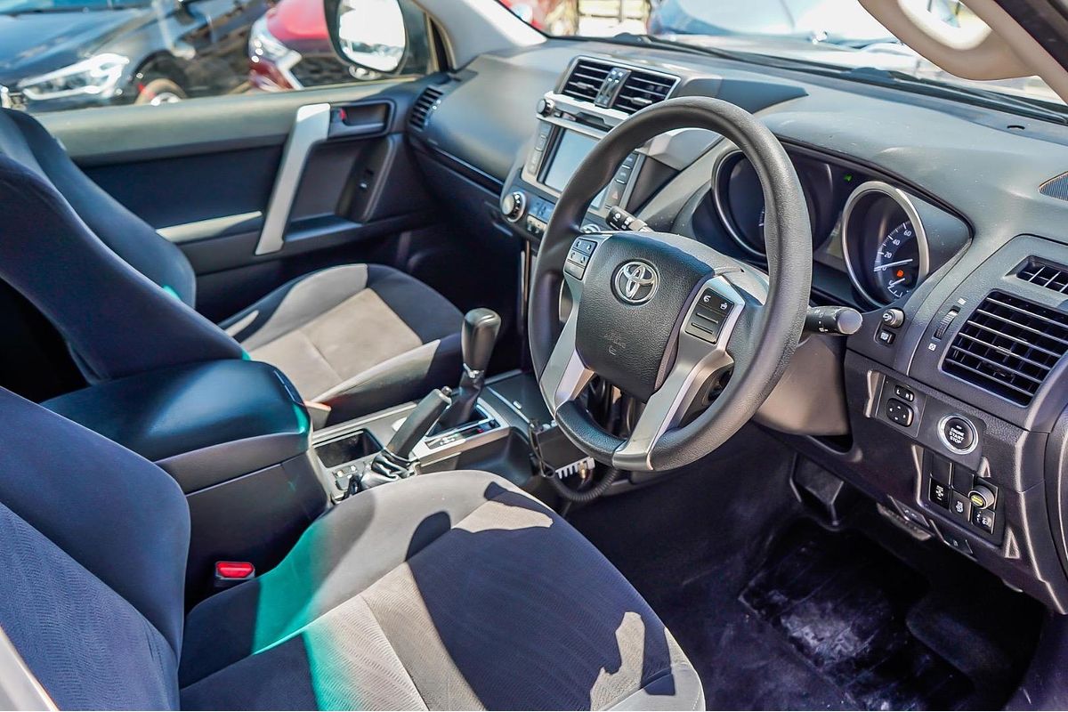 2017 Toyota Landcruiser Prado GX GDJ150R