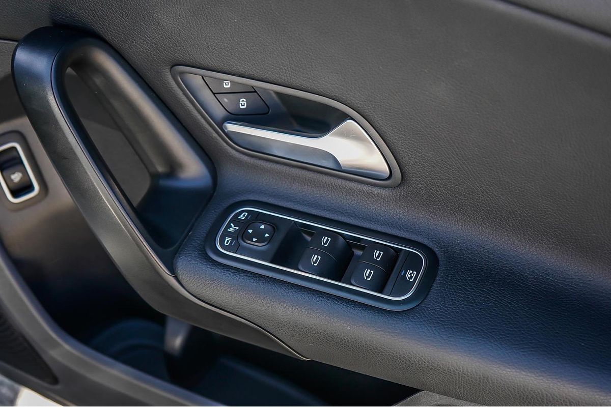 2021 Mercedes-Benz A-Class A180 V177