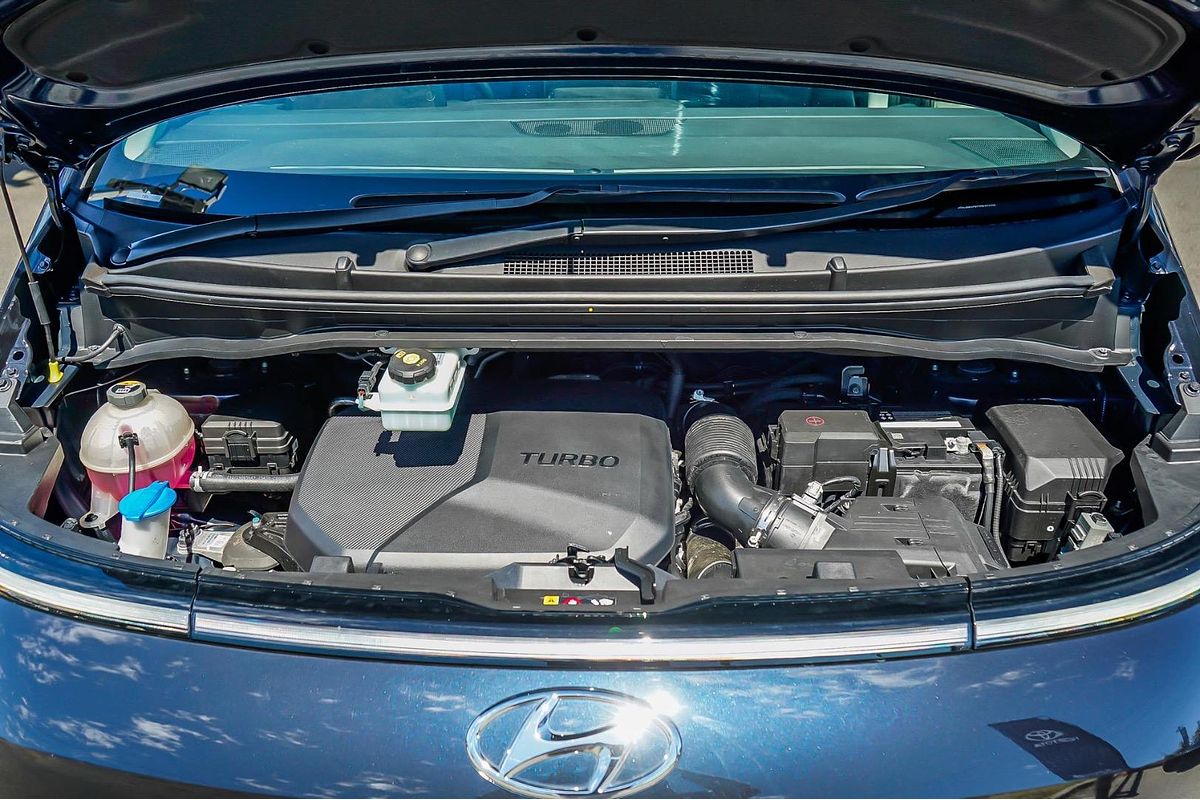 2022 Hyundai STARIA Highlander US4.V1