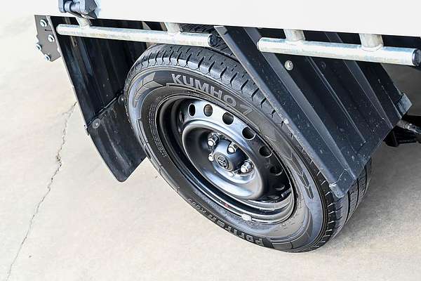 2021 Toyota Hilux Workmate TGN121R Rear Wheel Drive