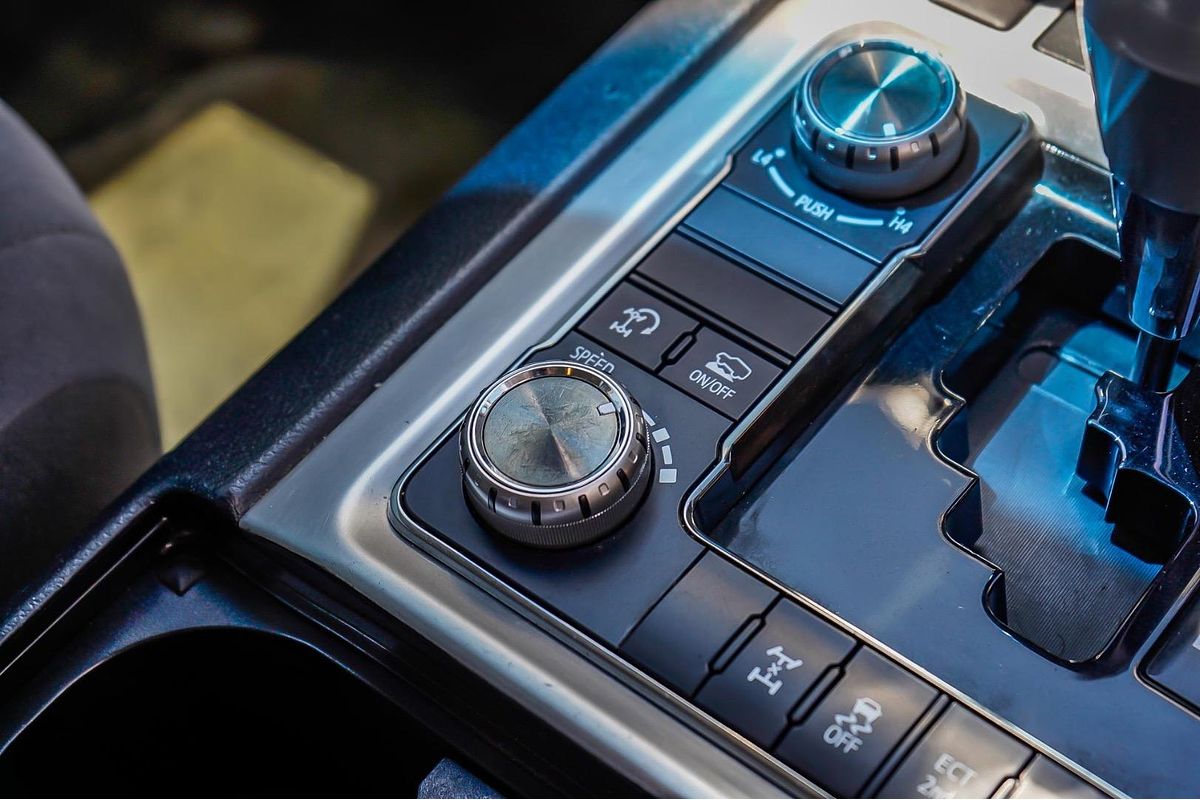 2018 Toyota Landcruiser GXL VDJ200R