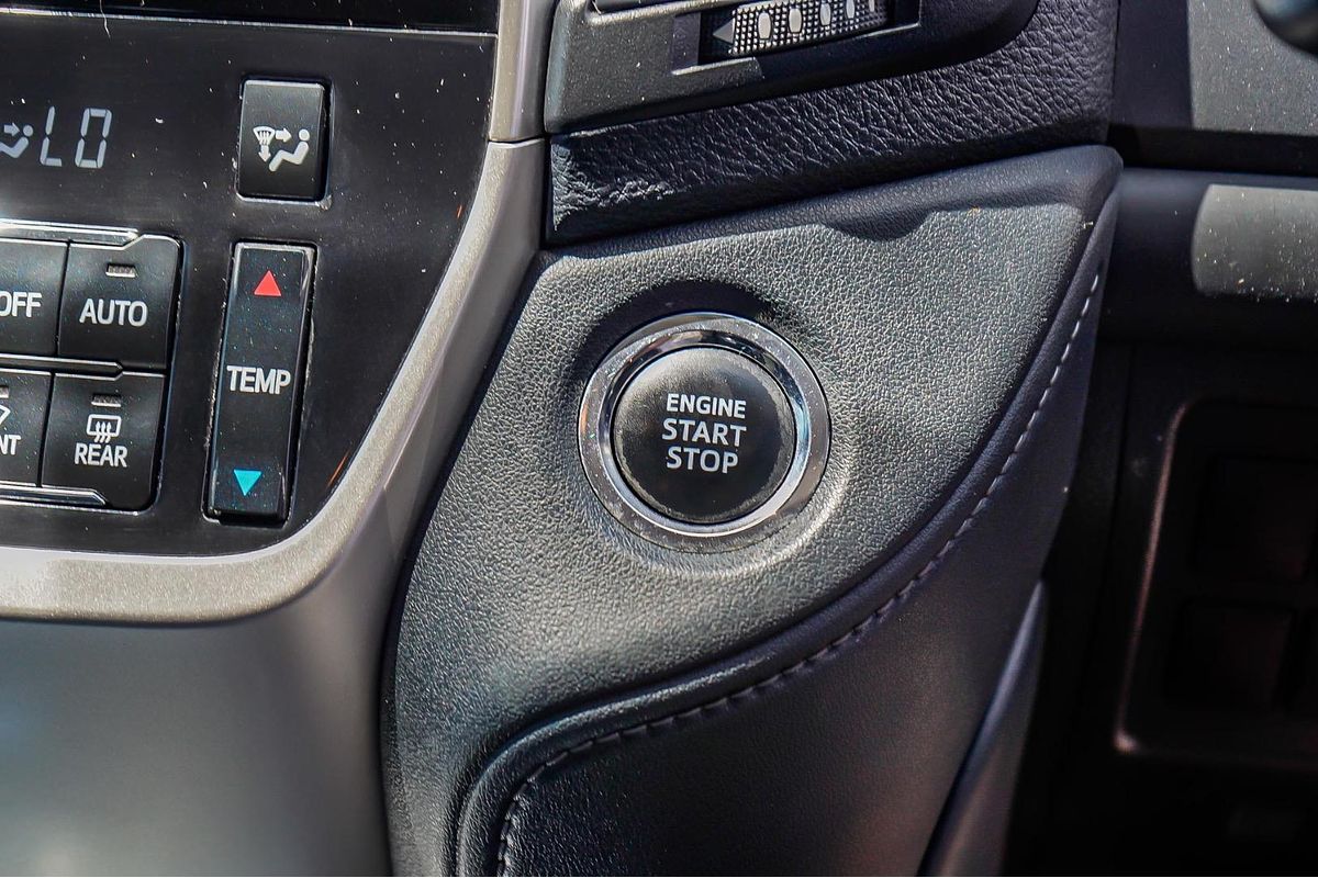 2018 Toyota Landcruiser GXL VDJ200R