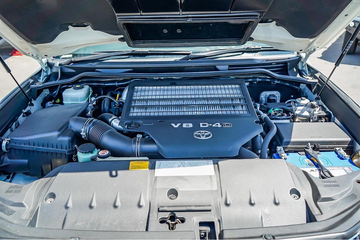 2018 Toyota Landcruiser GXL VDJ200R