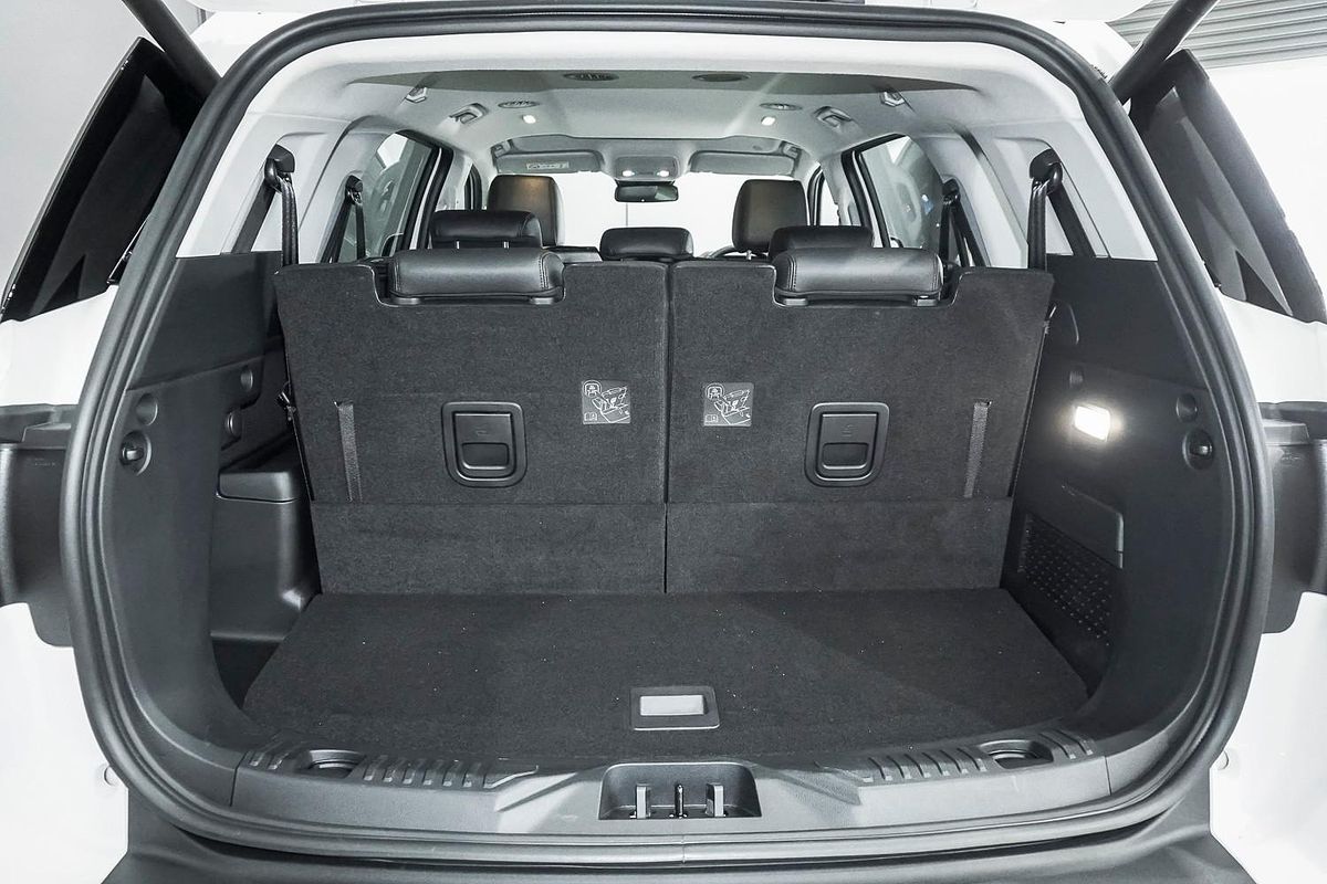 2025 Ford Everest Trend 2.0L