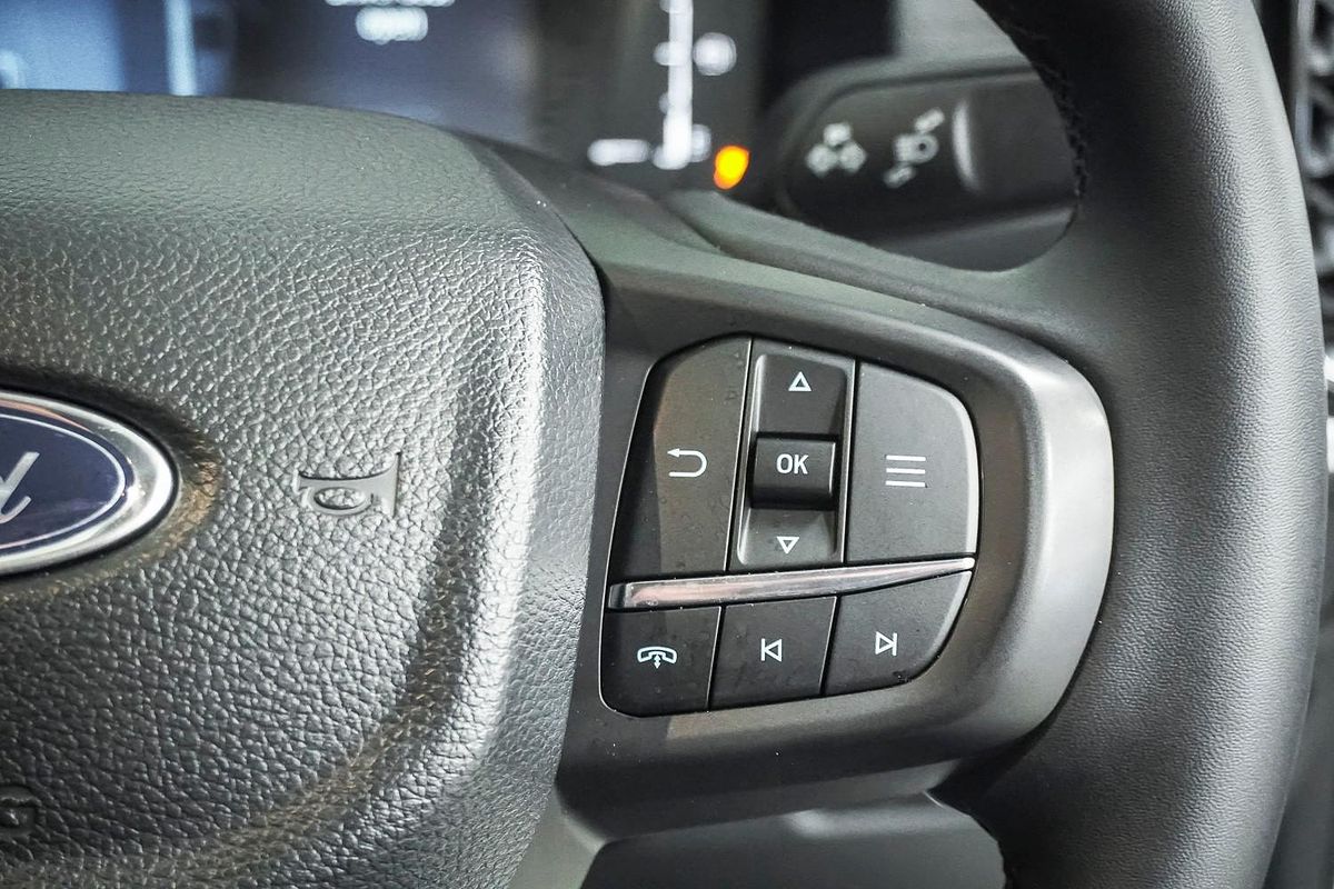 2025 Ford Everest Trend 2.0L