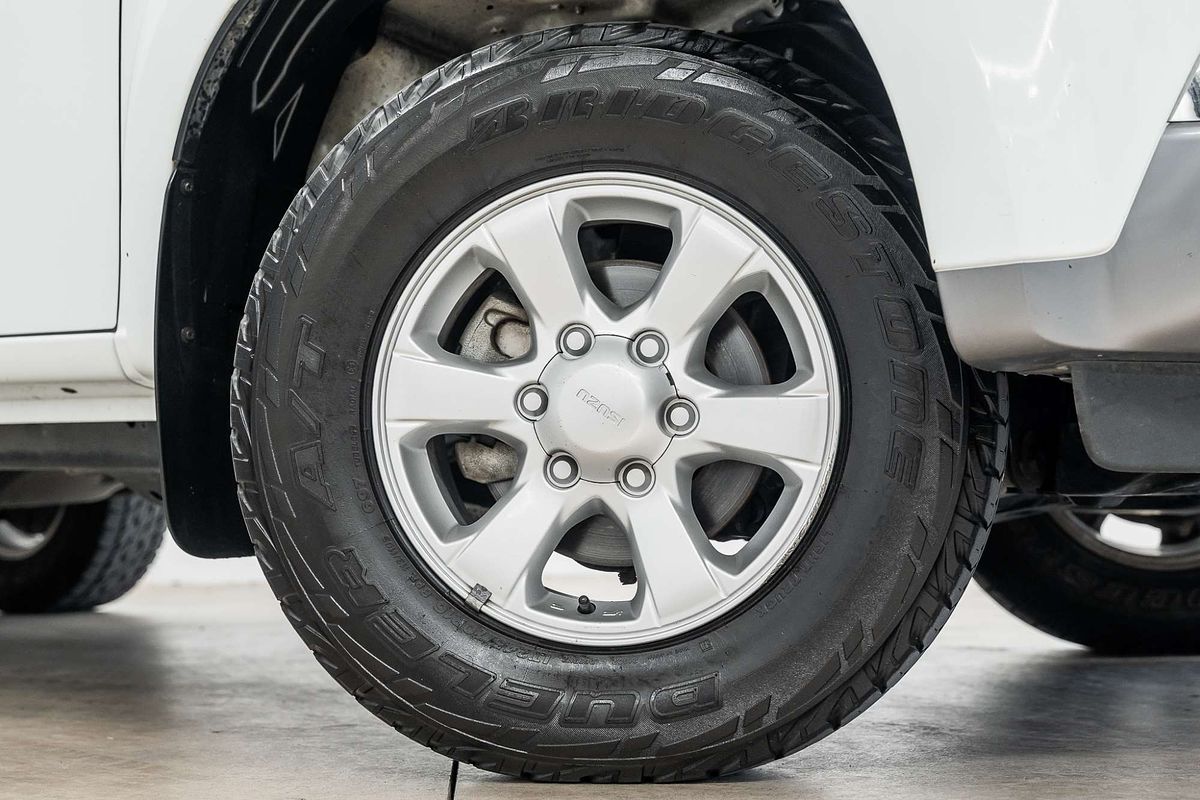 2019 Isuzu MU-X LS-M