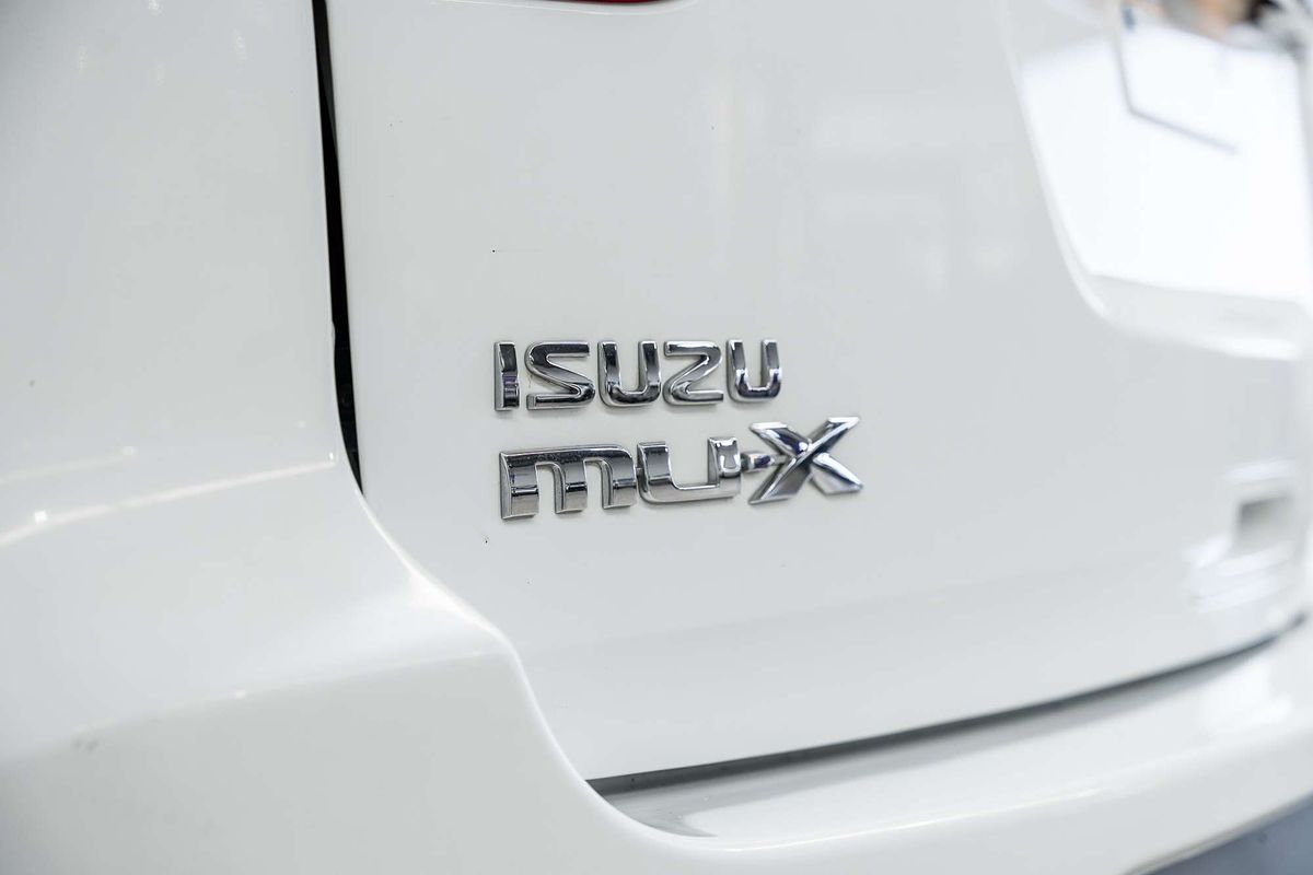 2019 Isuzu MU-X LS-M