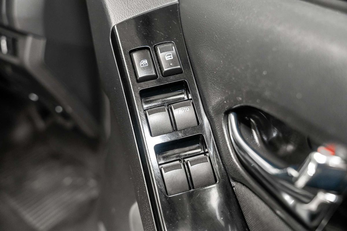 2019 Isuzu MU-X LS-M