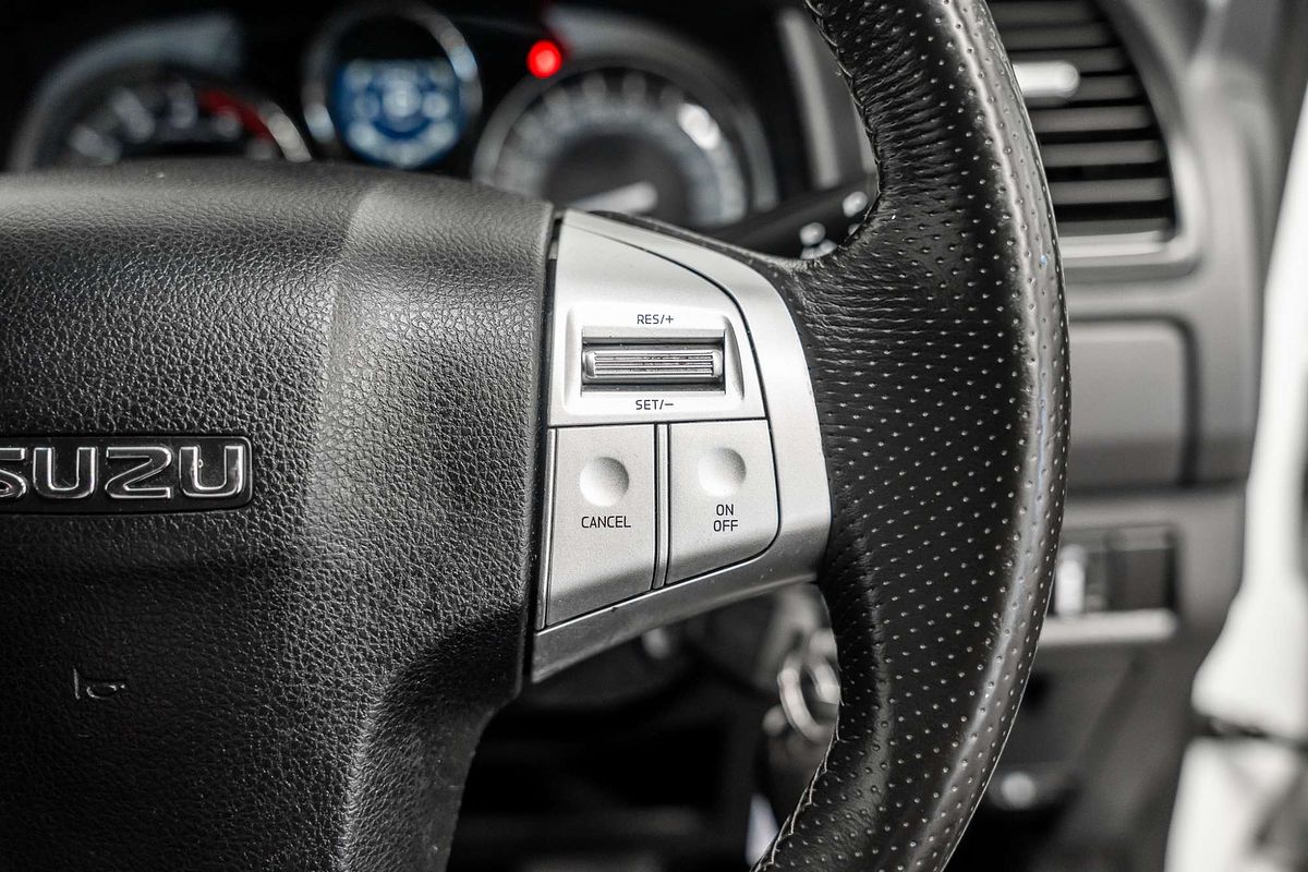 2019 Isuzu MU-X LS-M