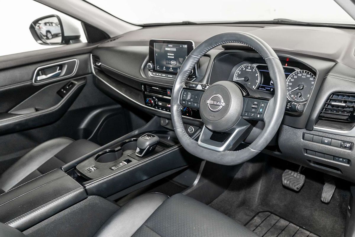2023 Nissan X-TRAIL ST-L T33