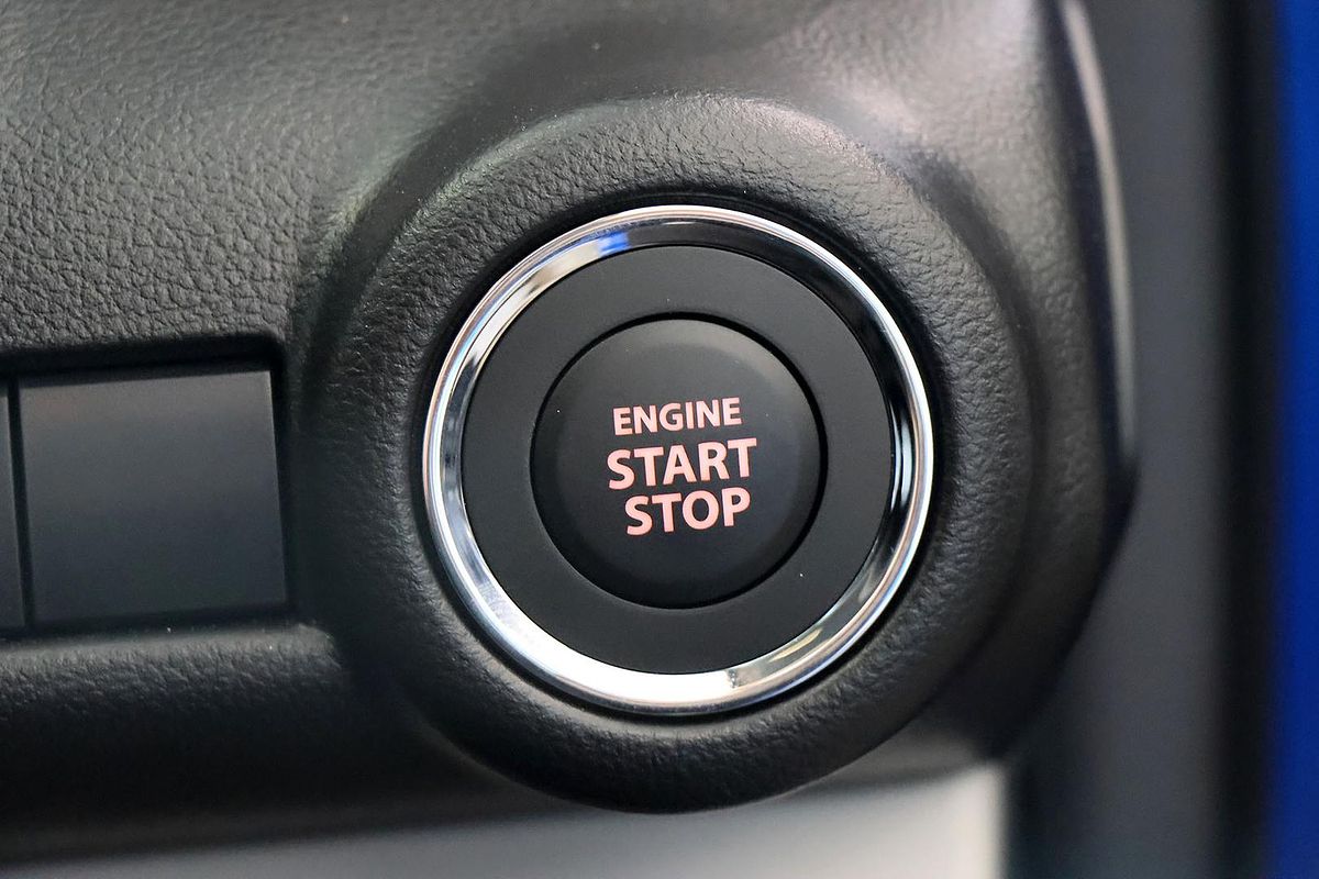 2025 Suzuki Swift Hybrid GLX UZ