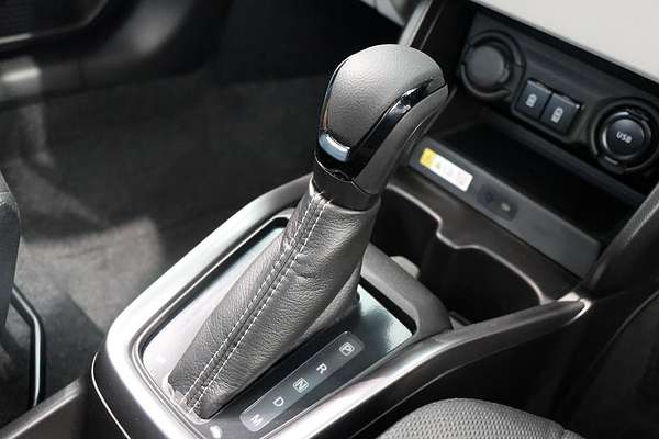 2025 Suzuki Swift Hybrid GLX UZ