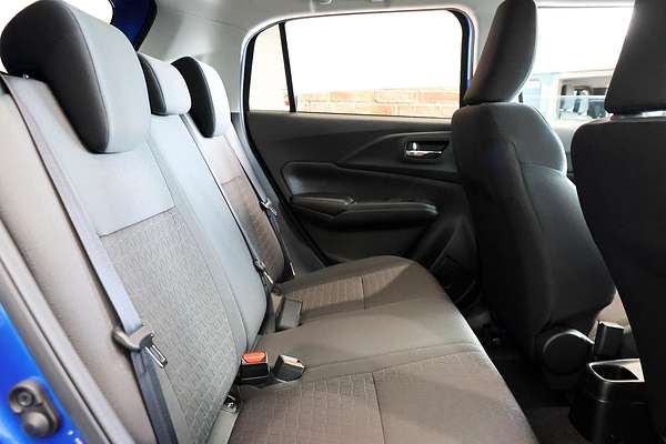 2025 Suzuki Swift Hybrid GLX UZ
