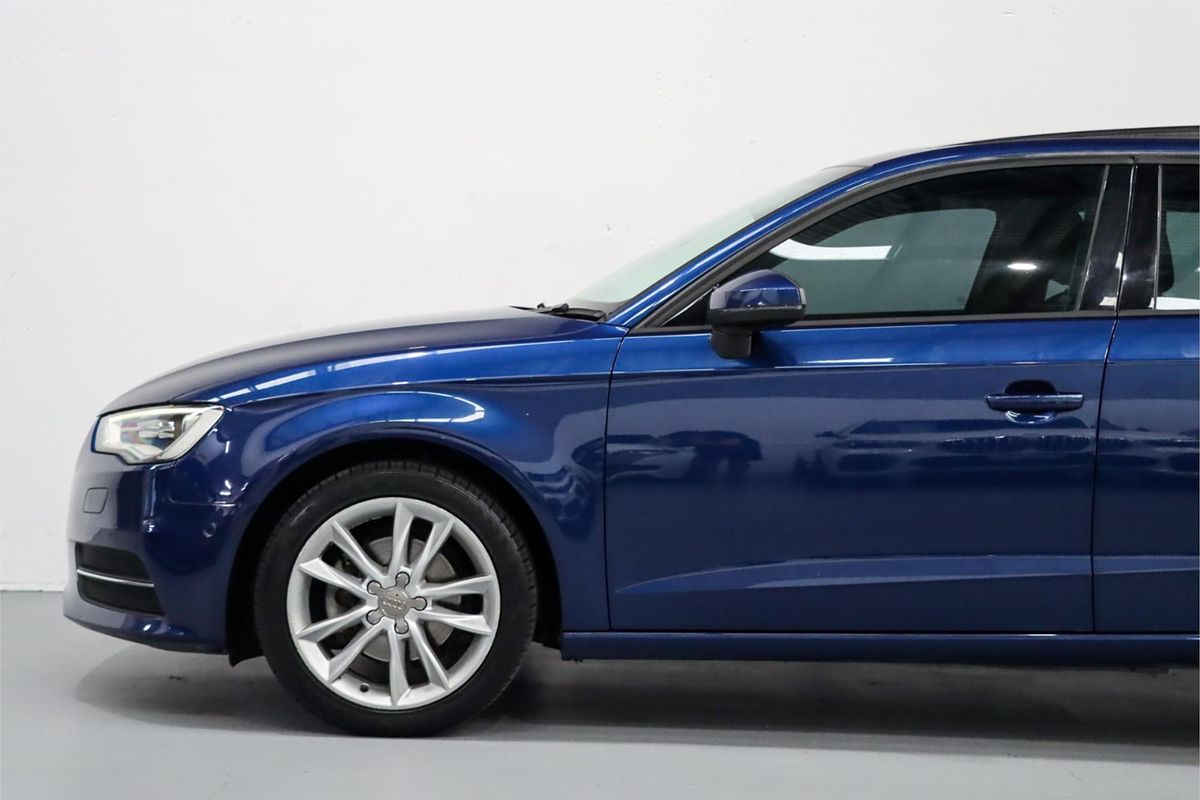 2014 Audi A3 Attraction 8V